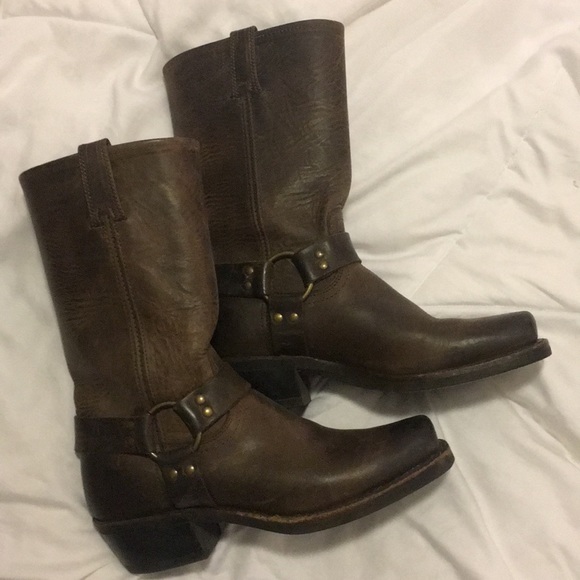 Frye Shoes - Frye Boots Frye Shoes - Frye Boots